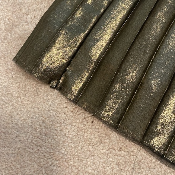 Isabel Marant Etoile Size Large Pleated Shimmer Bronze/Black skirt - Picture 2 of 5